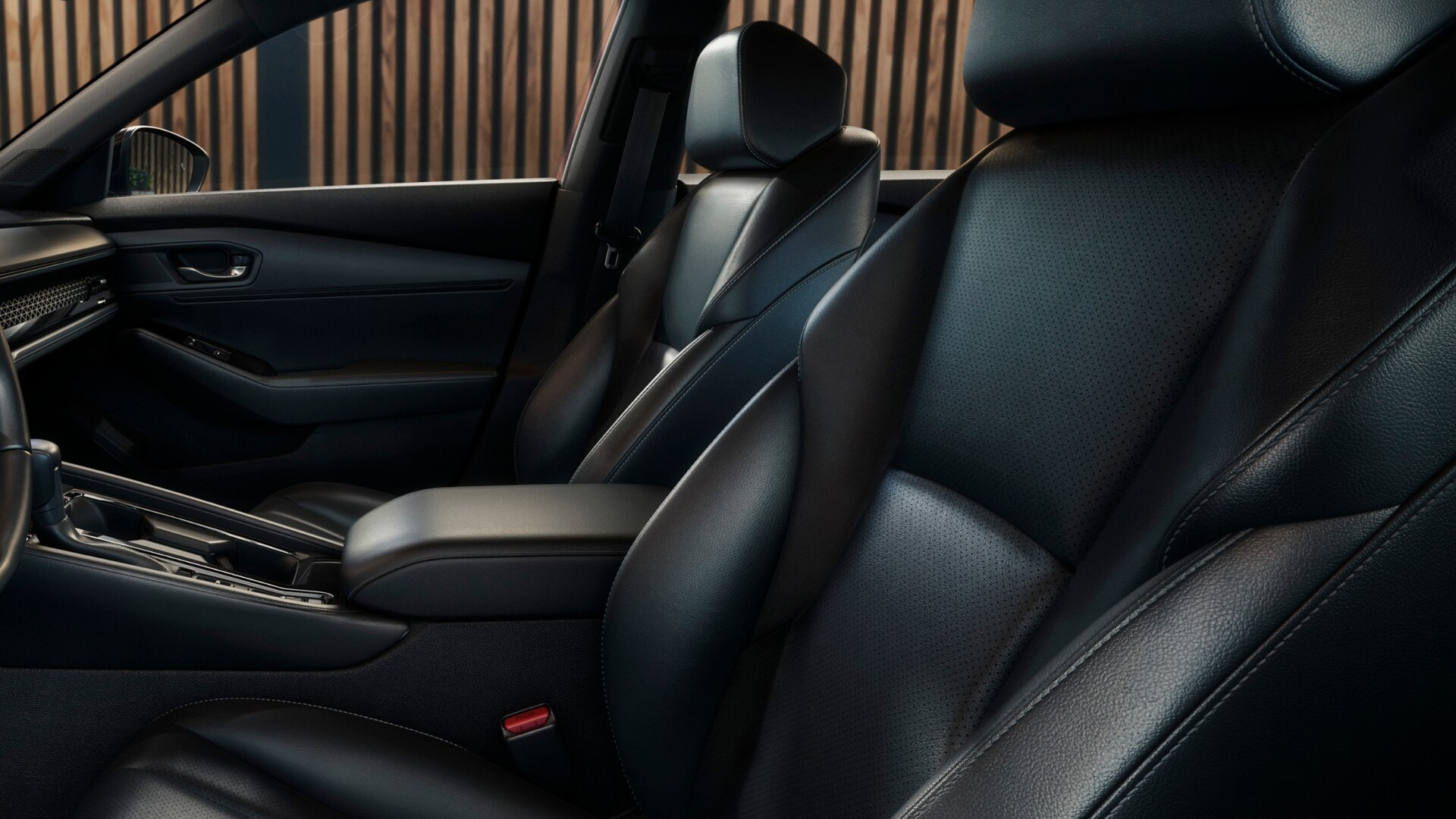 Front seats of the 2025 Honda Accord Hybrid