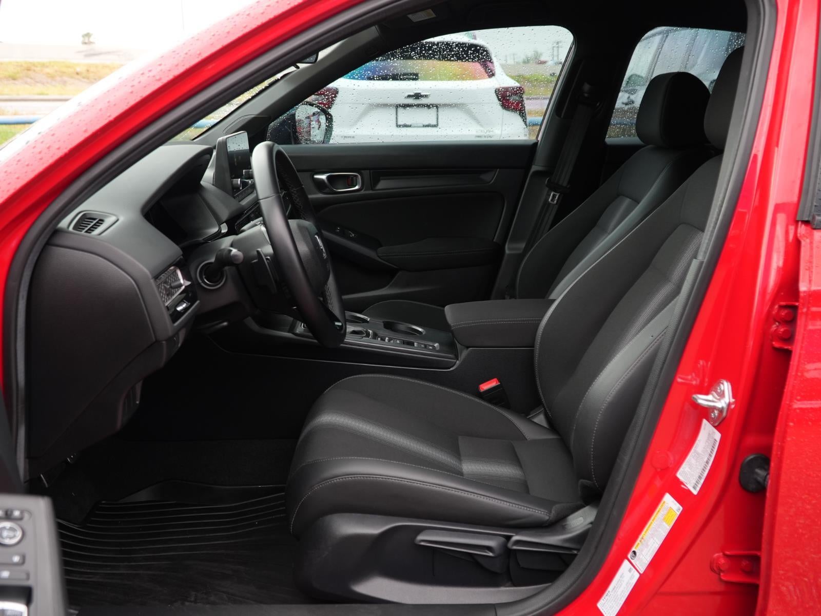 2025 Honda Civic Hatchback Sport - Photo 14