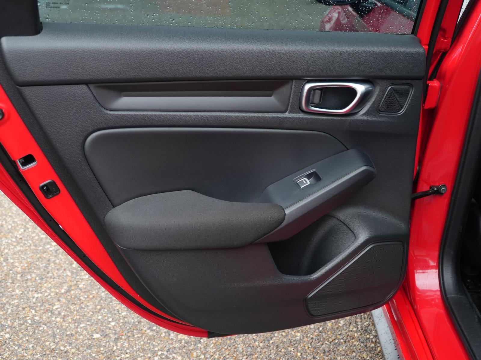 2025 Honda Civic Hatchback Sport - Photo 15