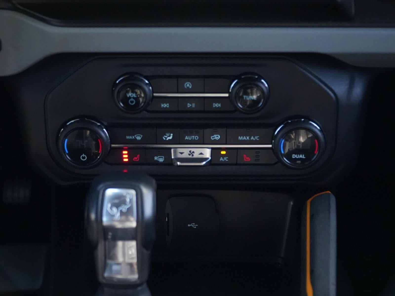 2021 Ford Bronco Base