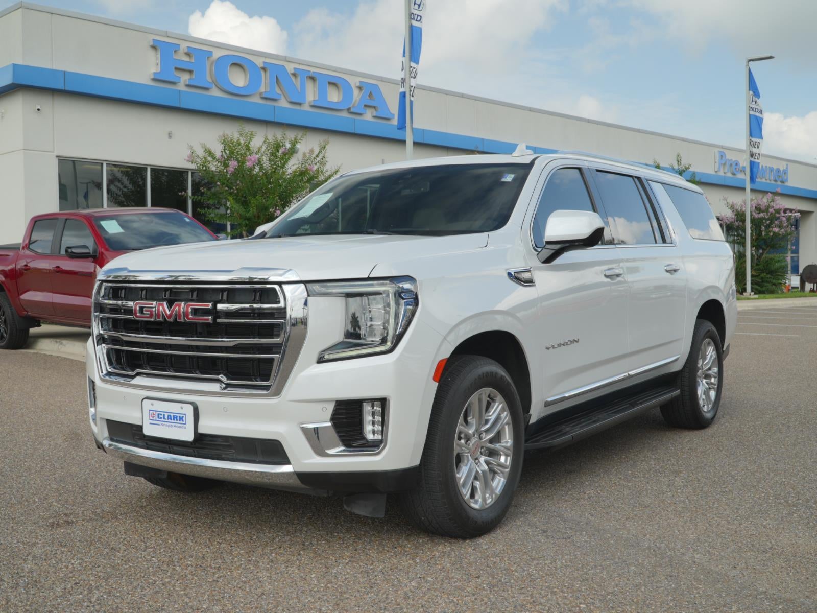 2021 GMC Yukon XL SLT