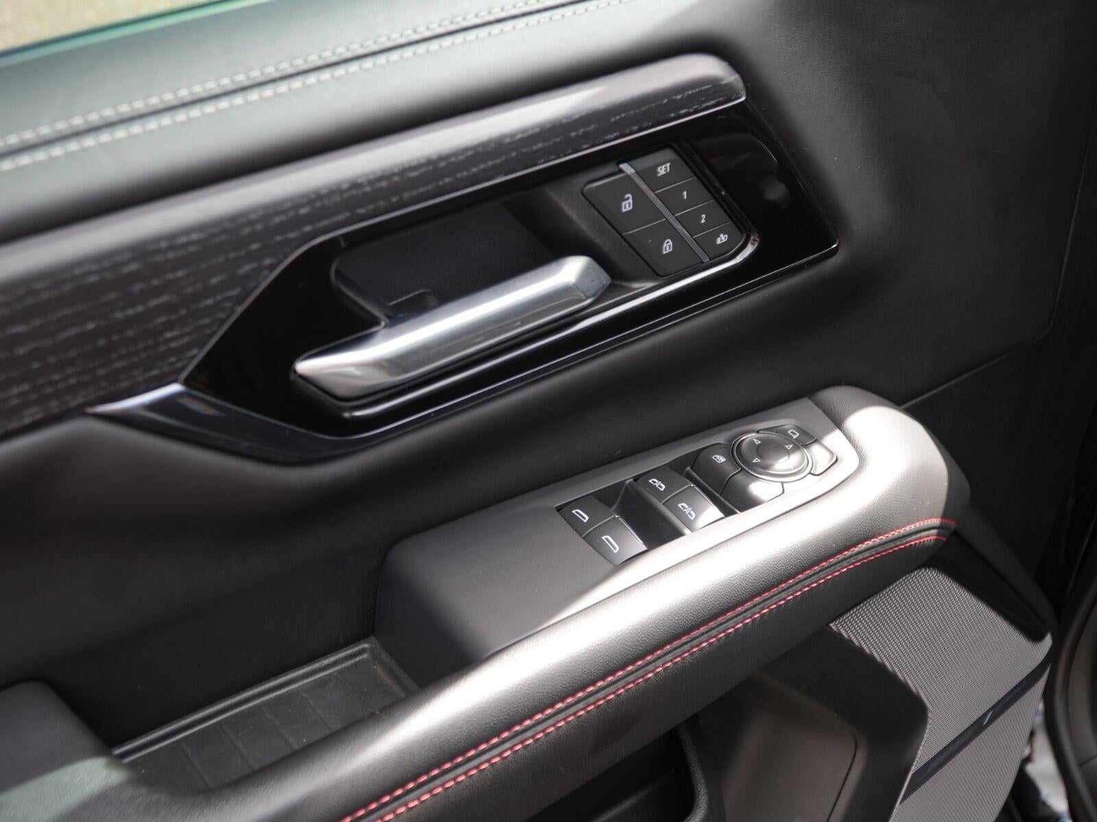 2025 GMC Yukon AT4 Ultimate