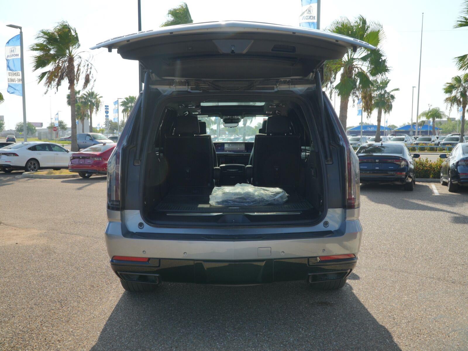 2025 Cadillac Escalade 4WD Sport
