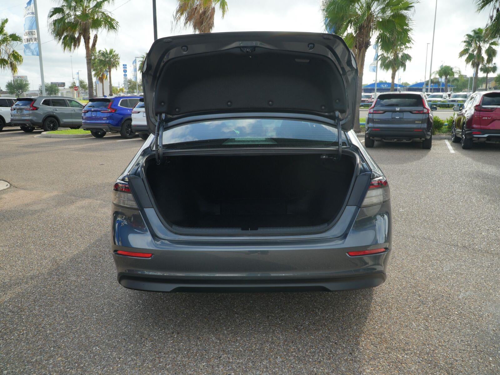 2024 Honda Accord LX - Photo 11