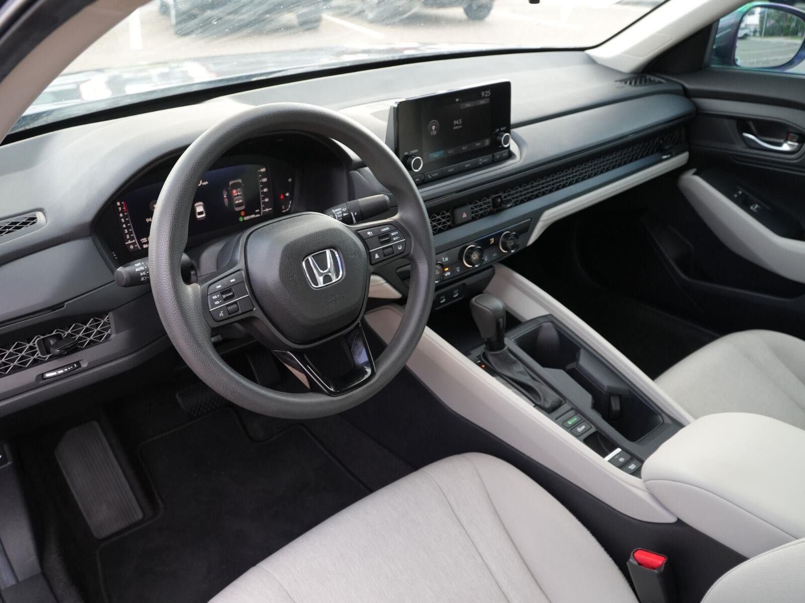 2024 Honda Accord LX - Photo 6