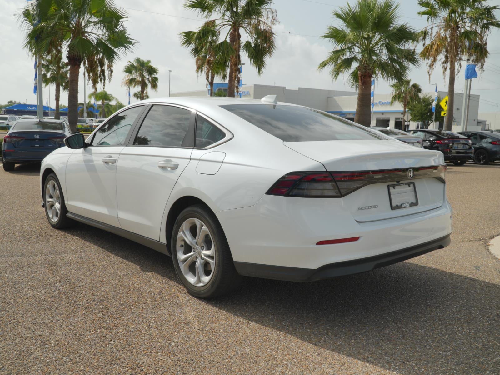 2024 Honda Accord LX - Photo 7