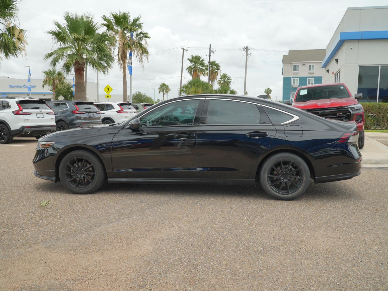 2023 Honda Accord EX - Photo 8