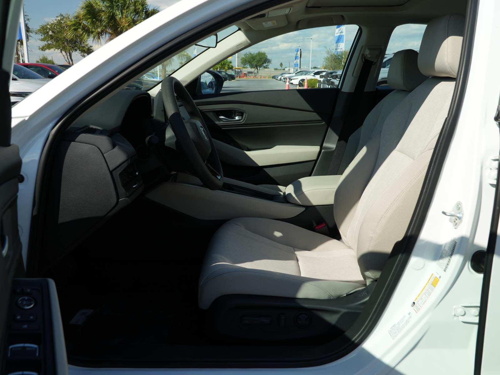 2025 Honda Accord Sedan SE