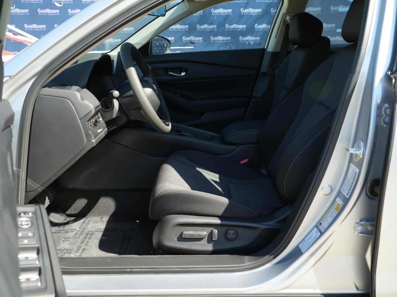 2025 Honda Accord Sedan SE