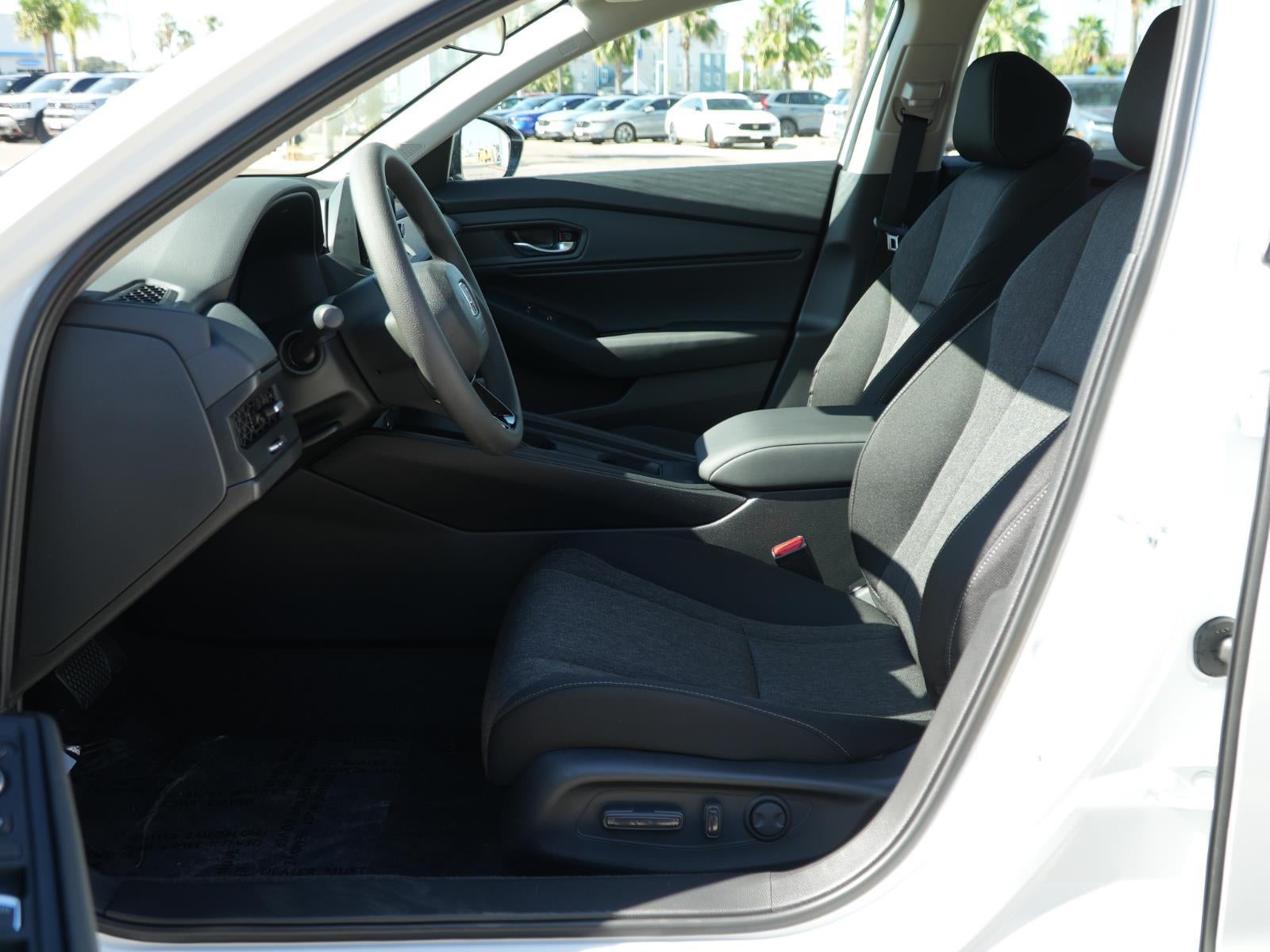 2025 Honda Accord Sedan SE