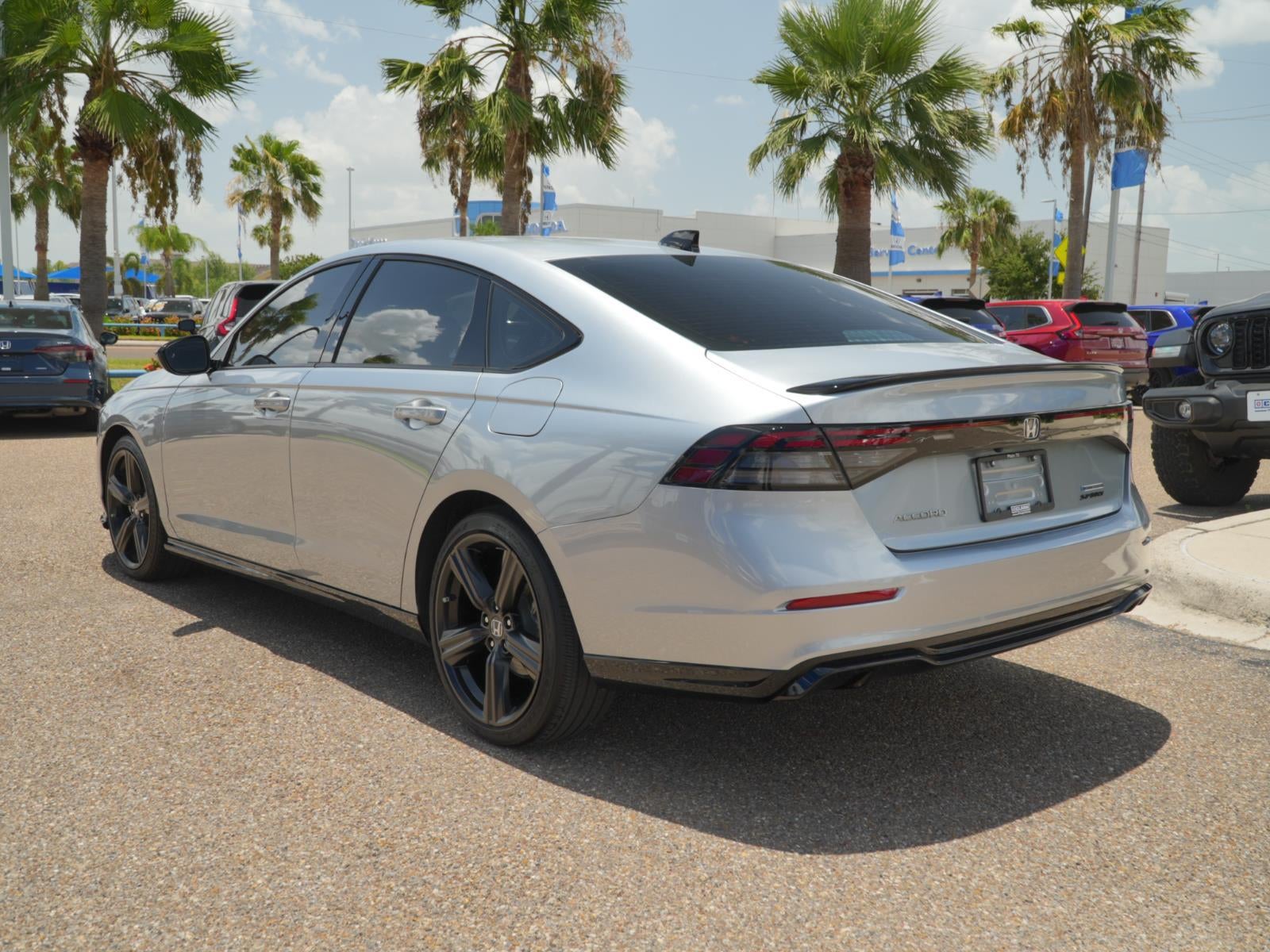 2025 Honda Accord Hybrid Sport-L - Photo 14