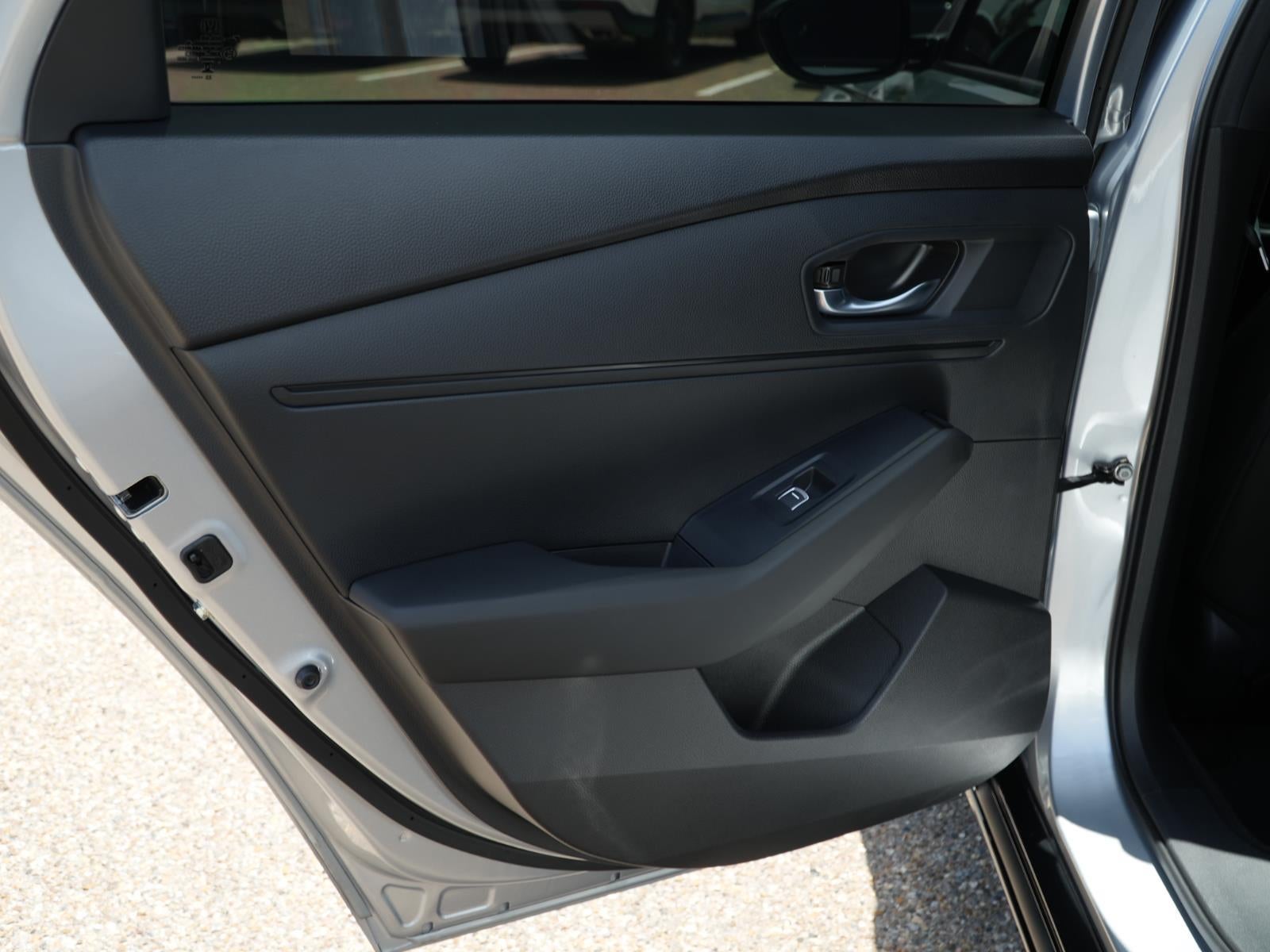 2025 Honda Accord Hybrid Sport-L - Photo 18