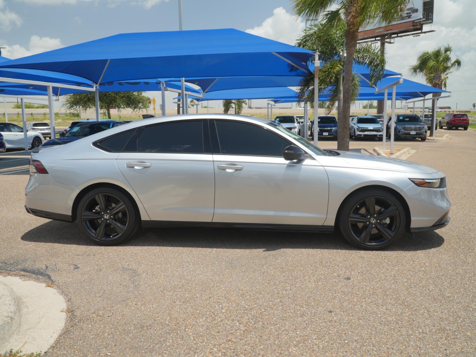 2025 Honda Accord Hybrid Sport-L - Photo 9
