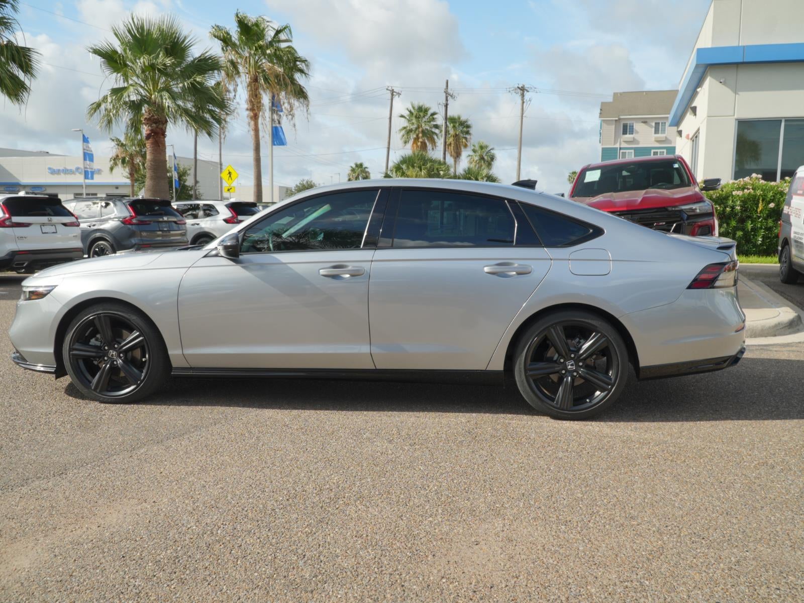 2023 Honda Accord Hybrid Sport-L - Photo 9