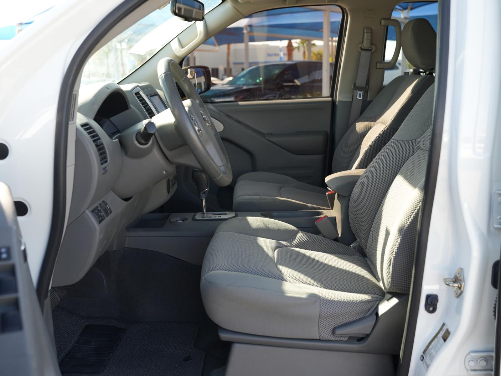 2021 Nissan Frontier SV