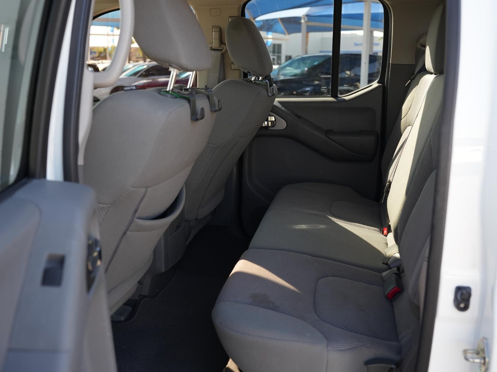 2021 Nissan Frontier SV