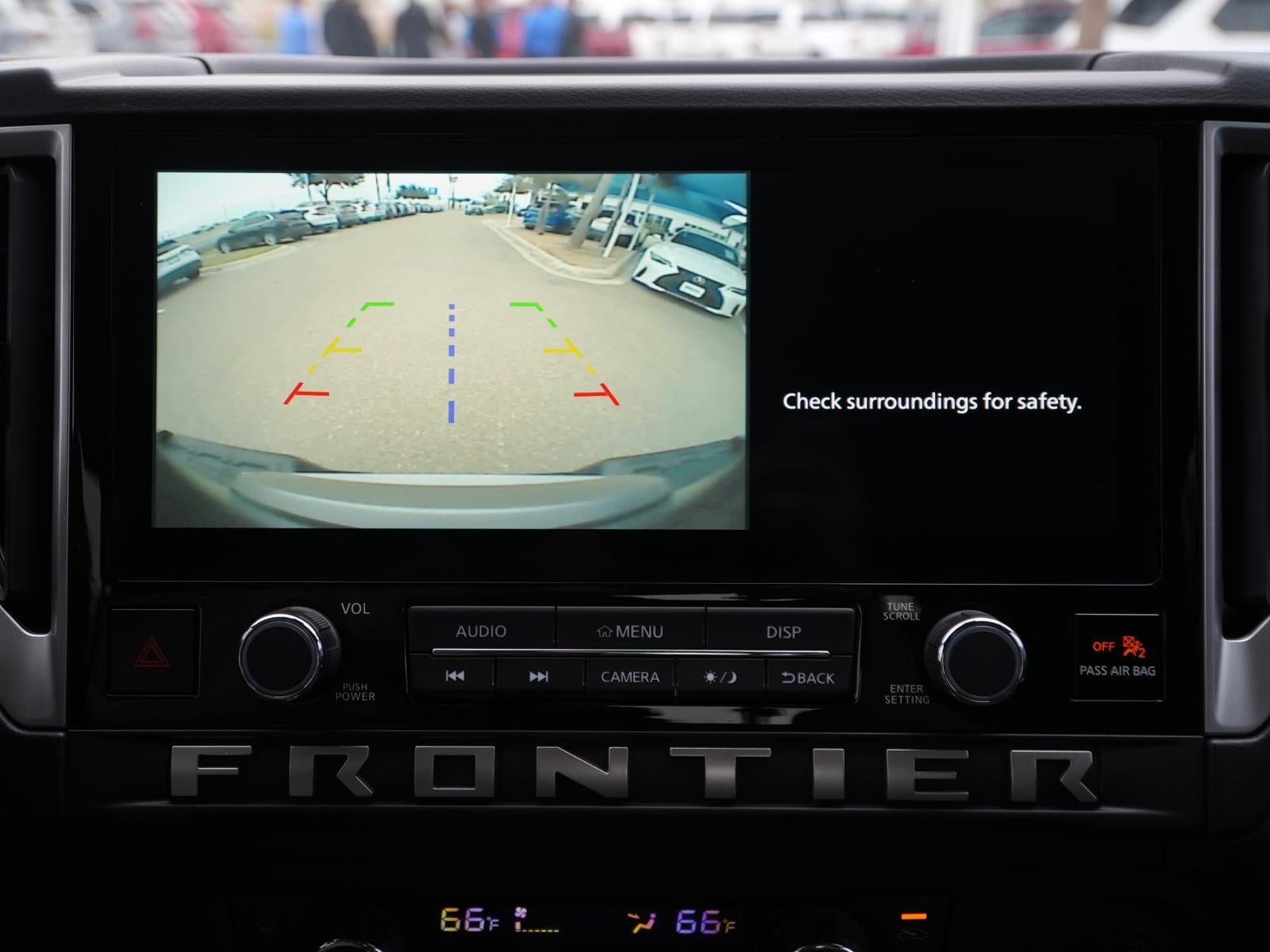 2025 Nissan Frontier SV