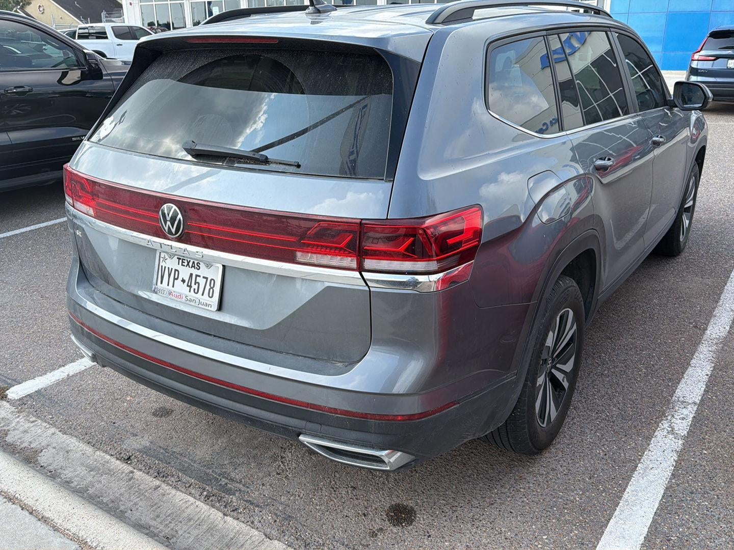 2024 Volkswagen Atlas 2.0T SE