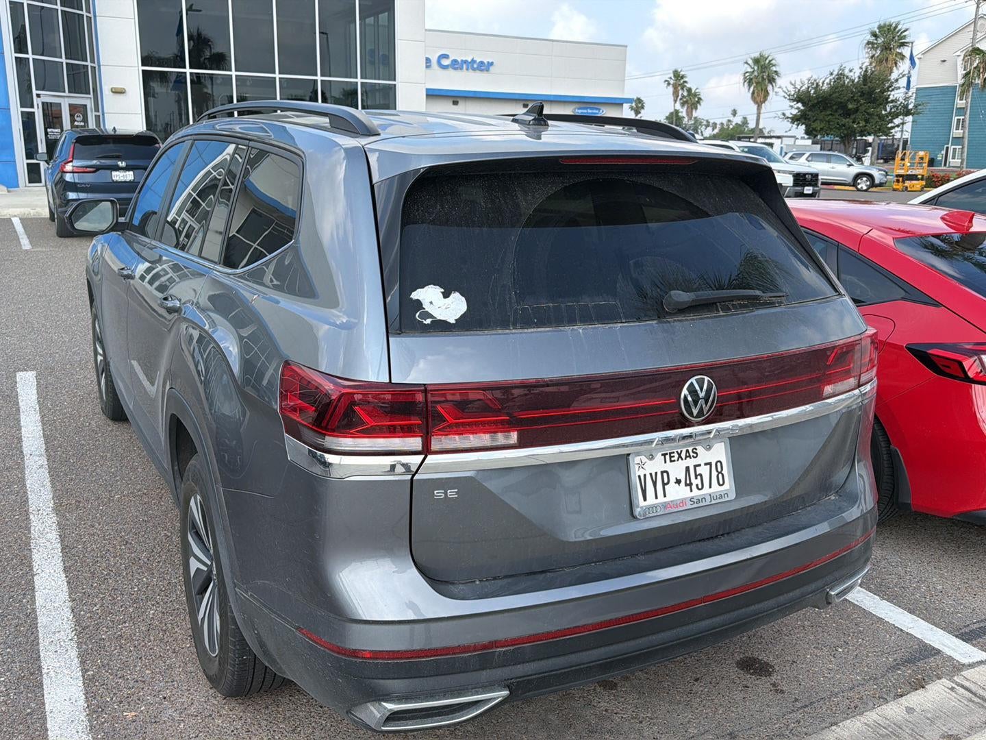 2024 Volkswagen Atlas 2.0T SE