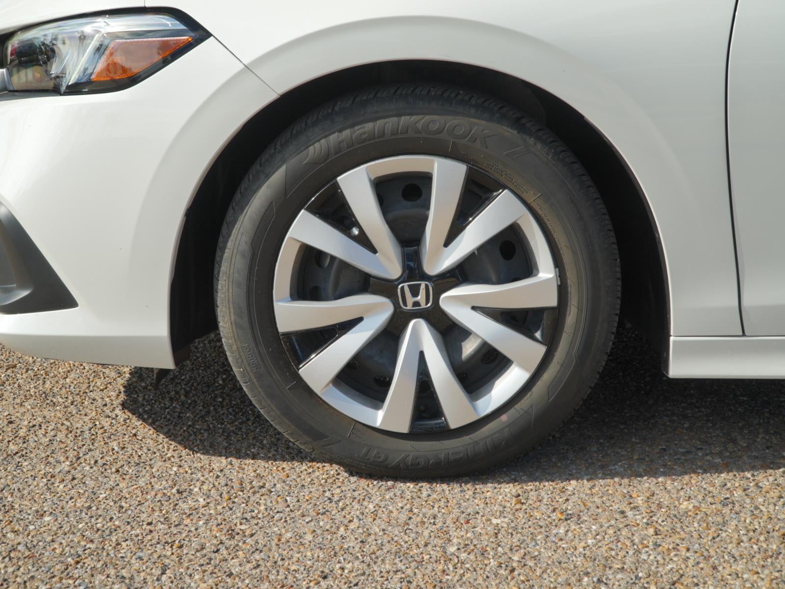 2024 Honda Civic LX - Photo 12