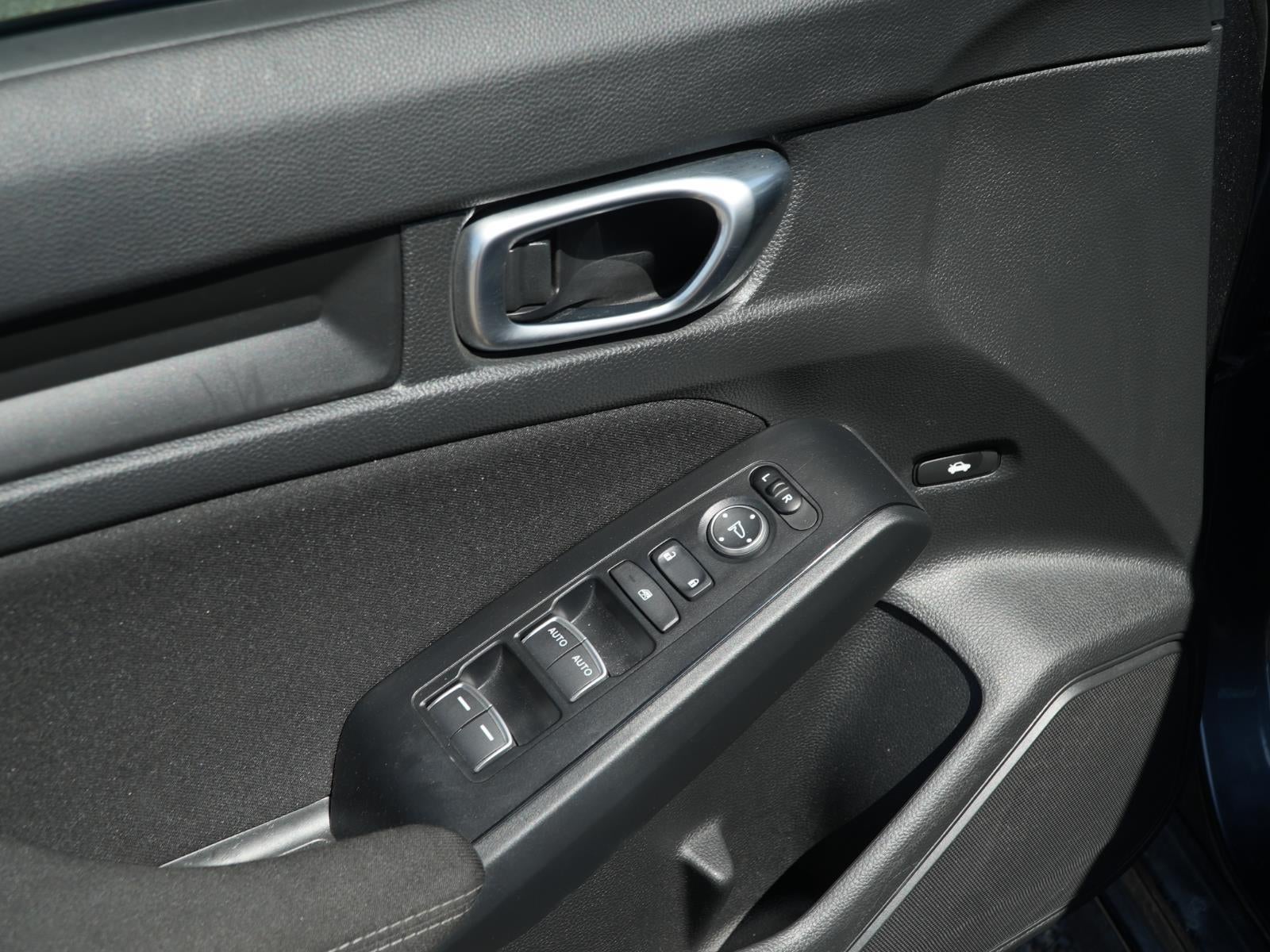 2023 Honda Civic Sedan LX