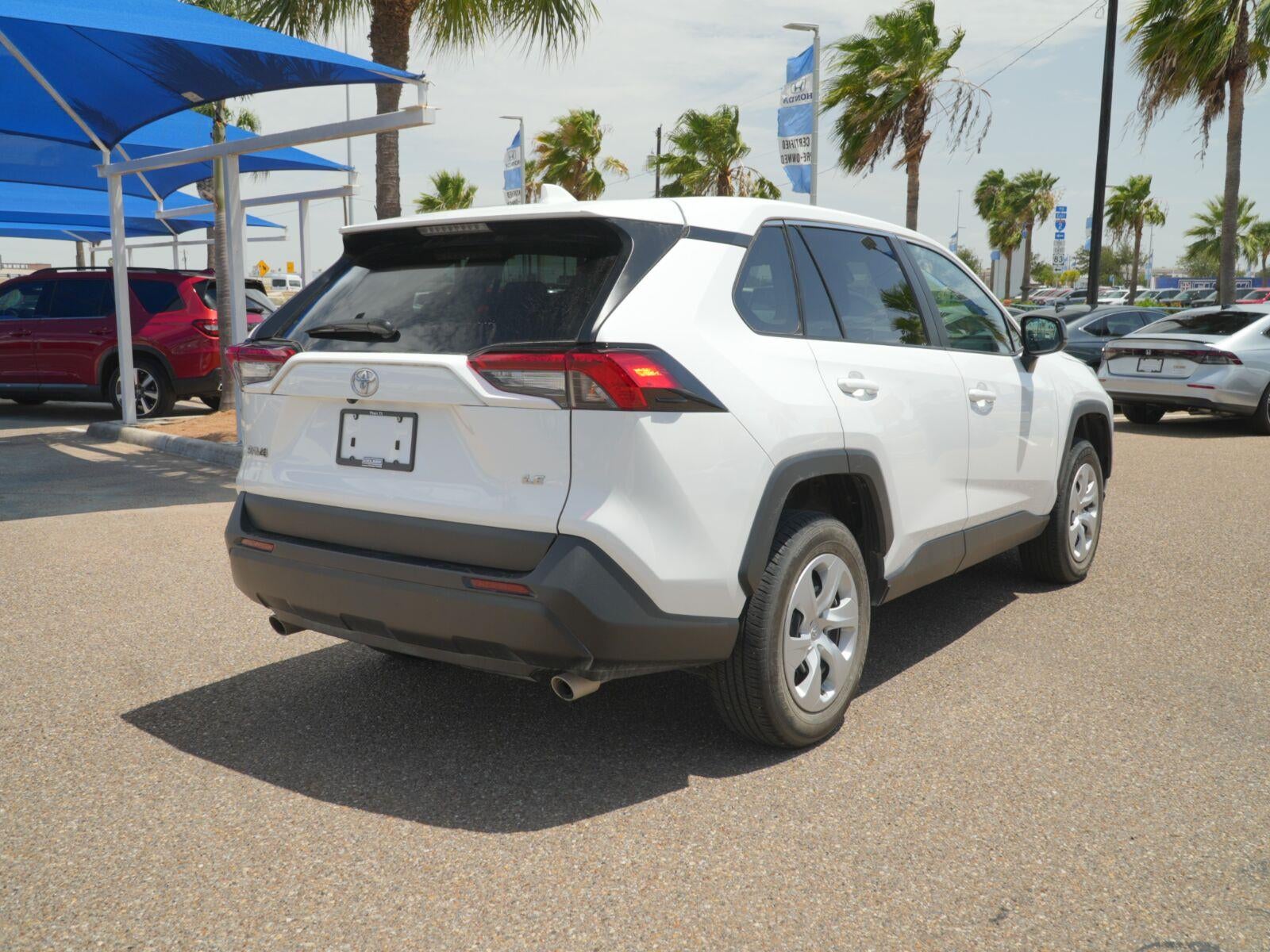 2025 Toyota RAV4 LE