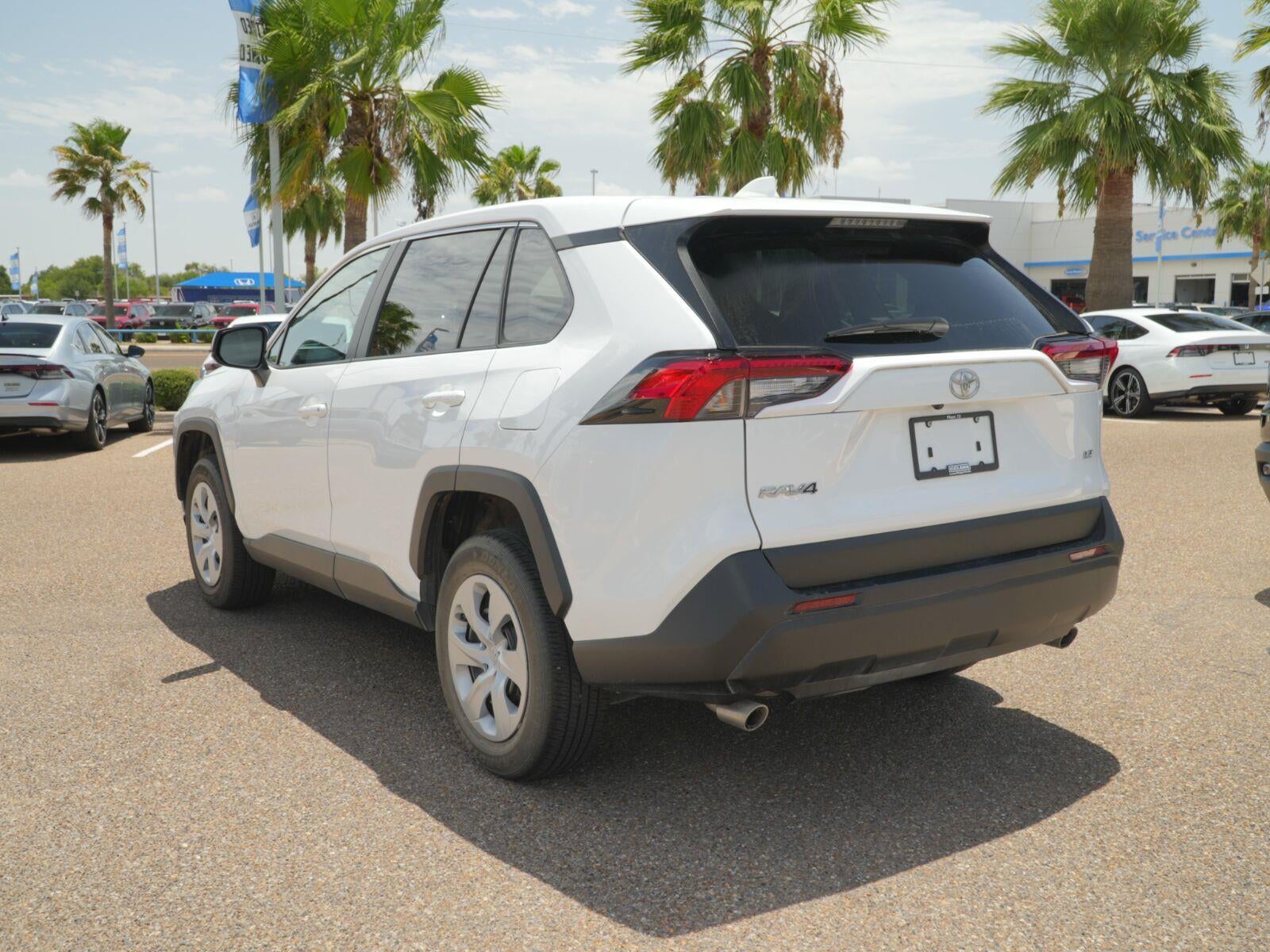 2025 Toyota RAV4 LE