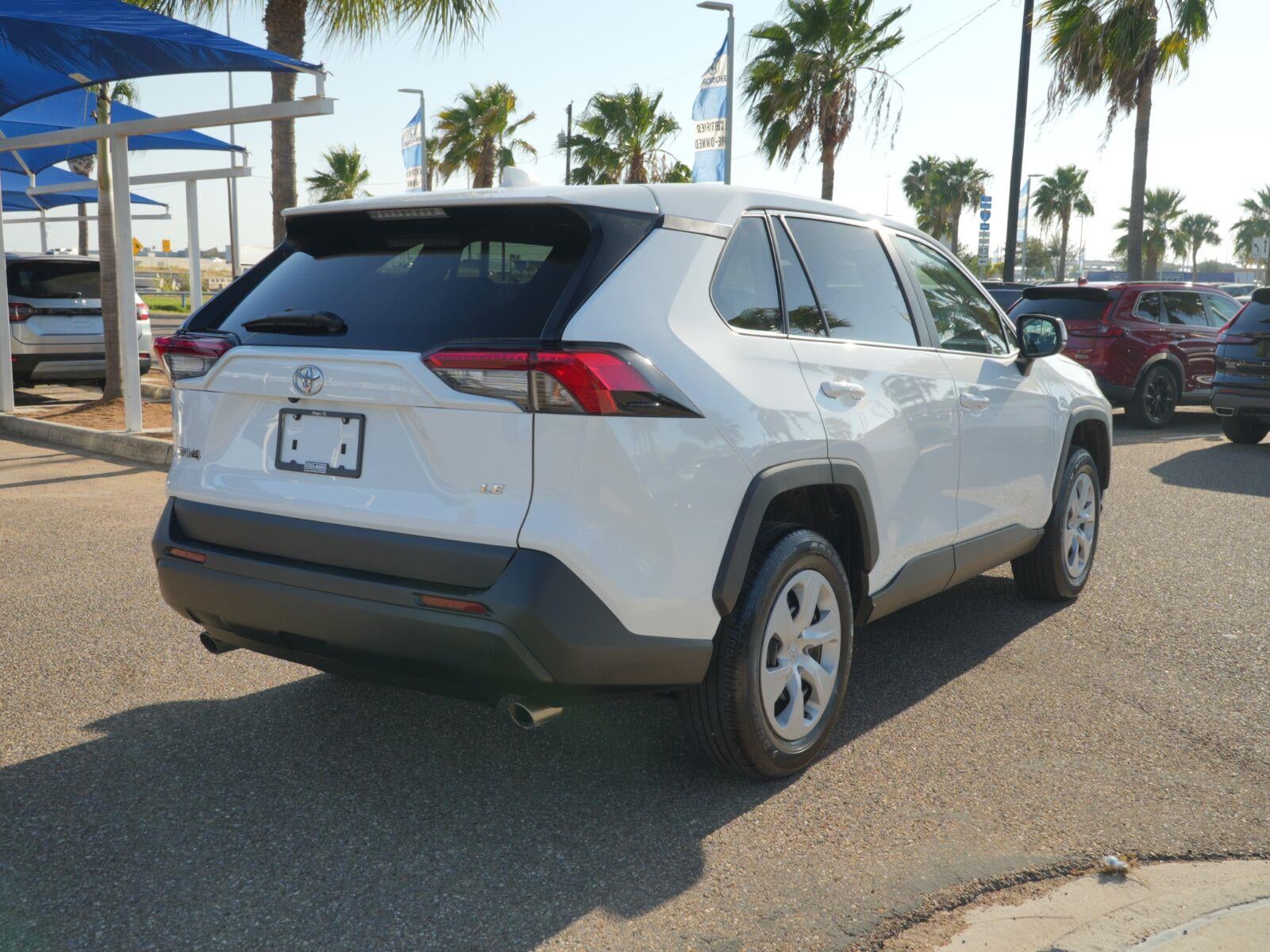 2025 Toyota RAV4 LE