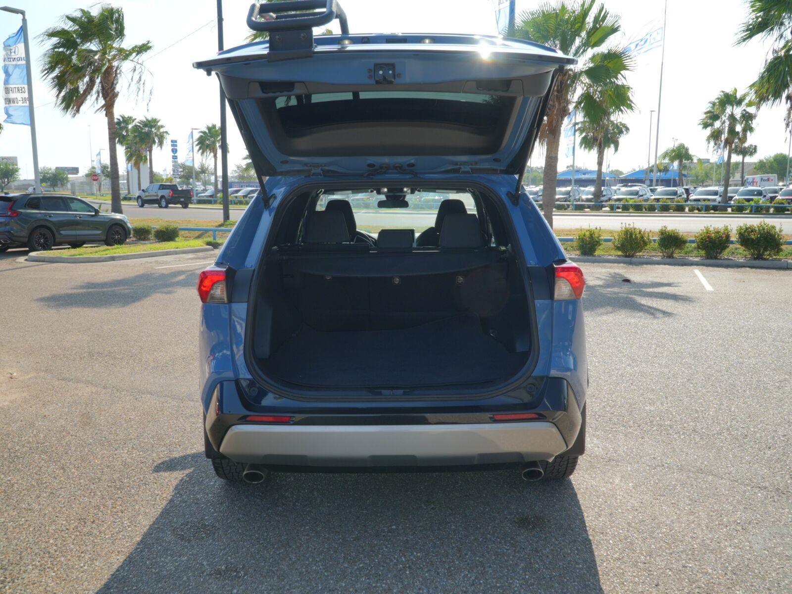 2024 Toyota RAV4 Hybrid SE