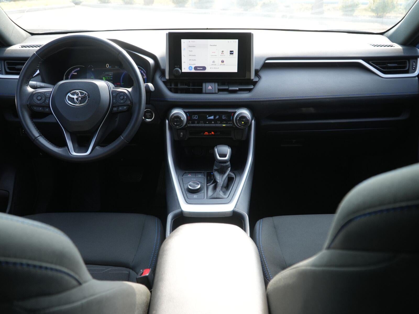 2024 Toyota RAV4 Hybrid SE