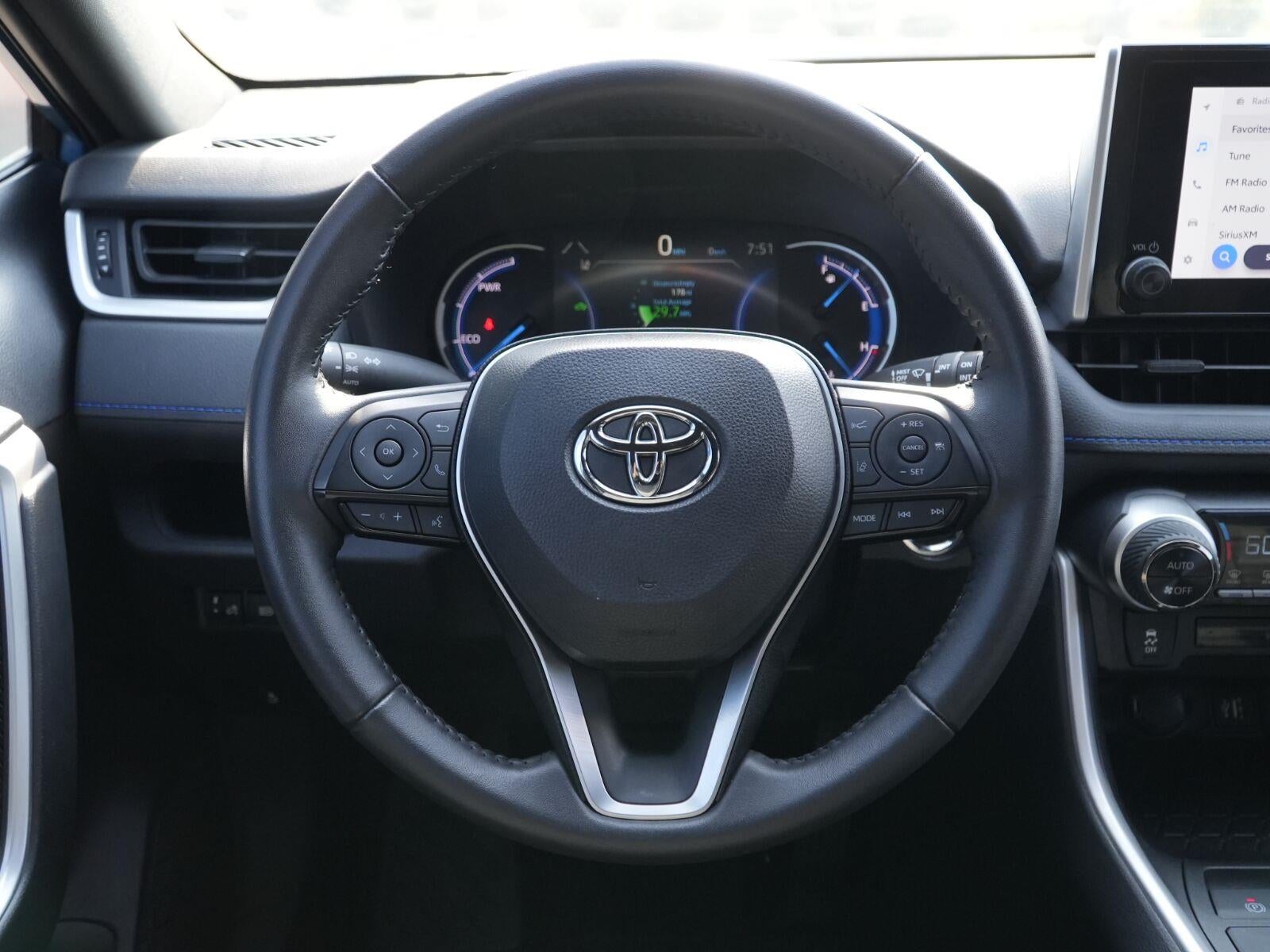 2024 Toyota RAV4 Hybrid SE