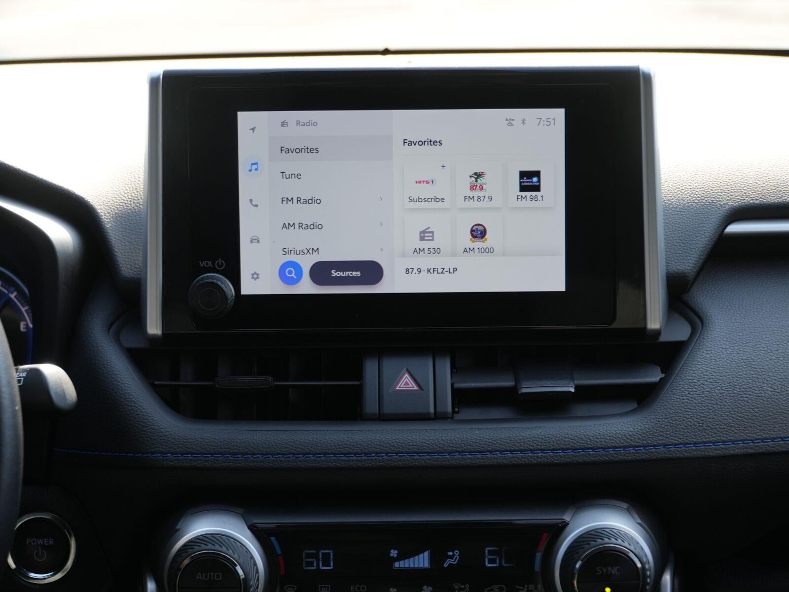 2024 Toyota RAV4 Hybrid SE