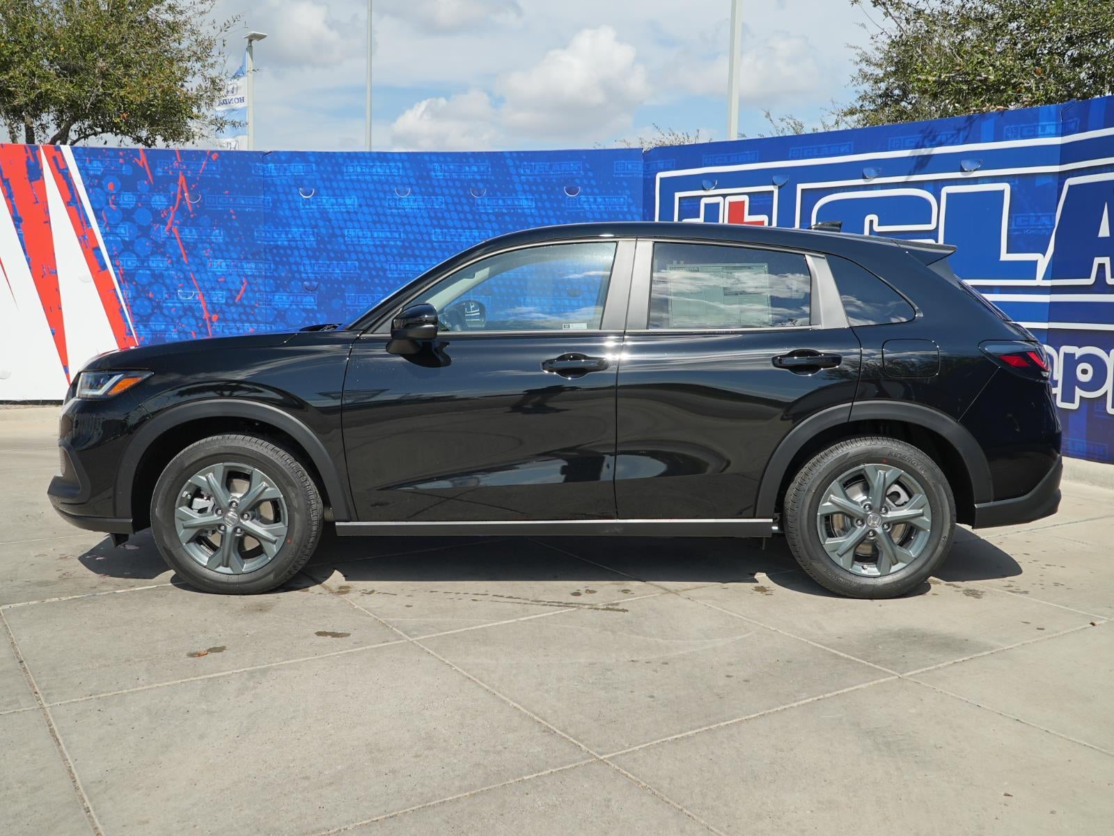 2026 Honda HR-V LX