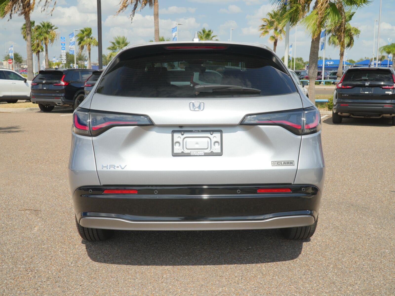 2026 Honda HR-V EX-L - Photo 11