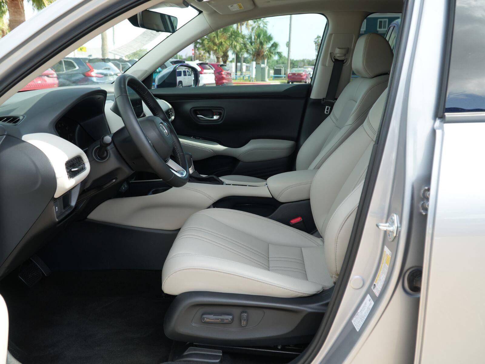 2026 Honda HR-V EX-L - Photo 7