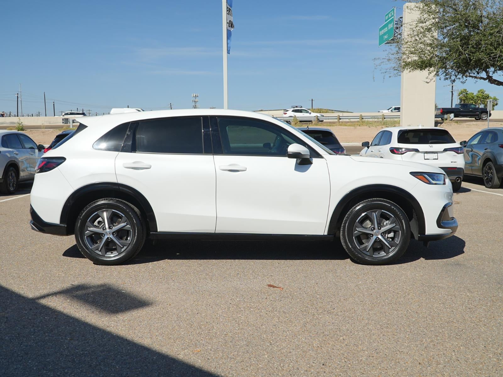 2023 Honda HR-V EX-L