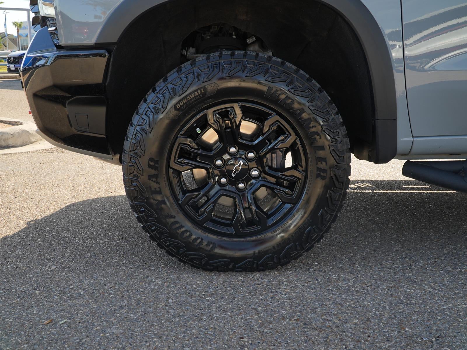 2025 Chevrolet Silverado 1500 ZR2