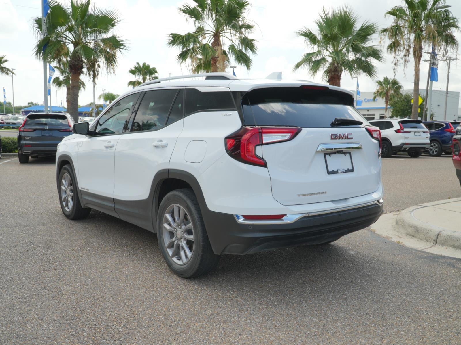 2022 GMC Terrain SLT