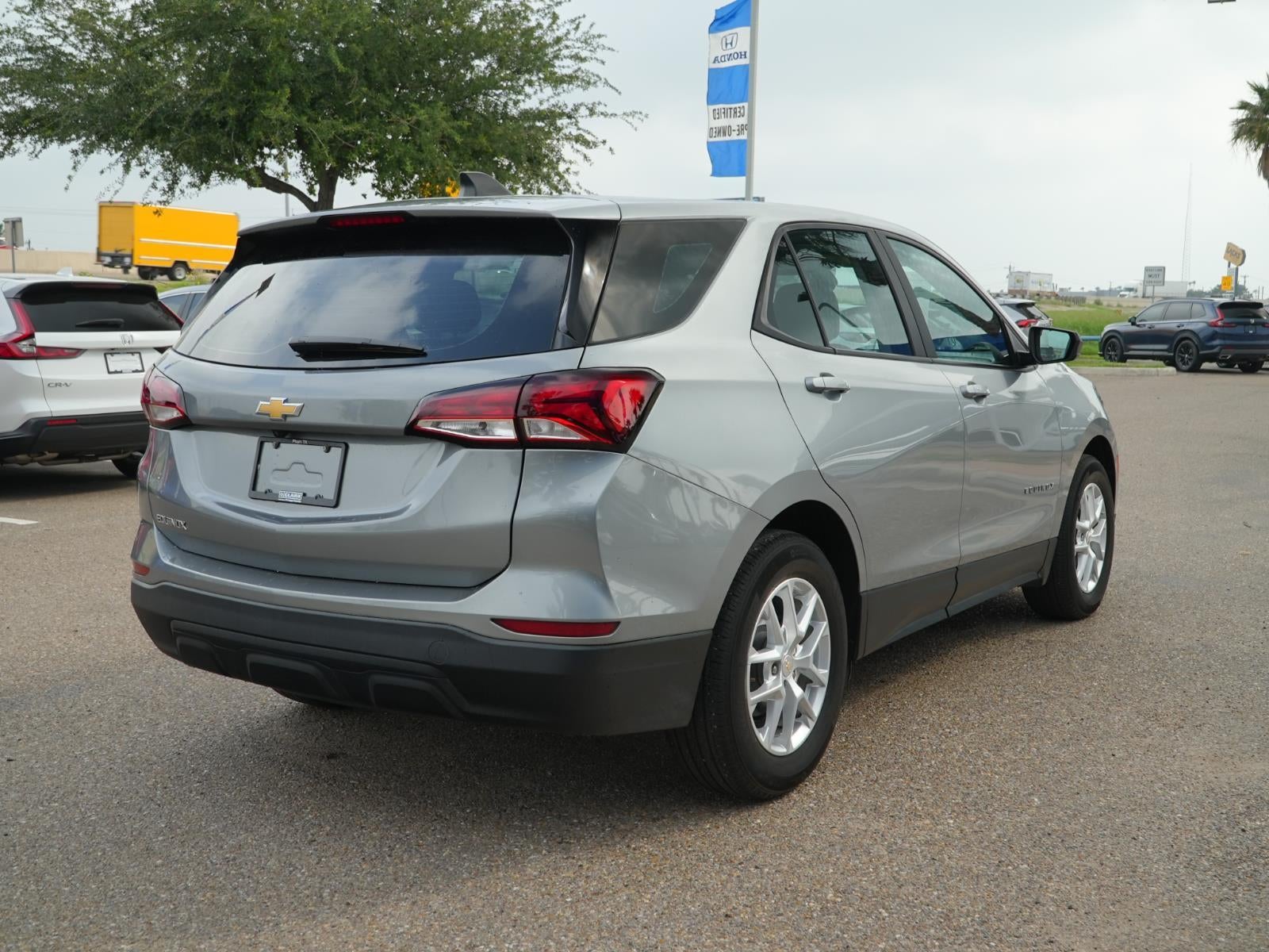 2023 Chevrolet Equinox LS