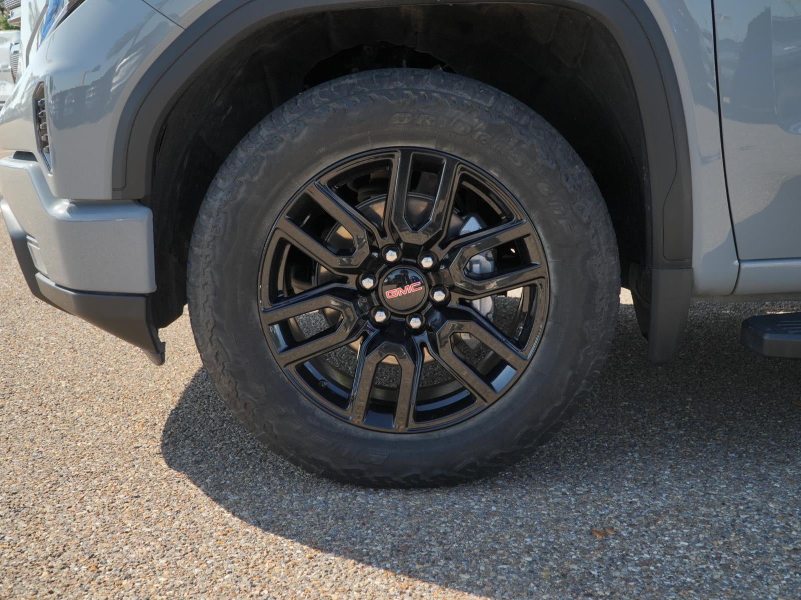 2024 GMC Sierra 1500 Elevation - Photo 11