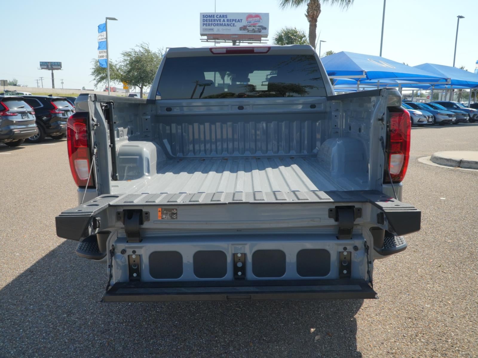 2024 GMC Sierra 1500 Elevation - Photo 7