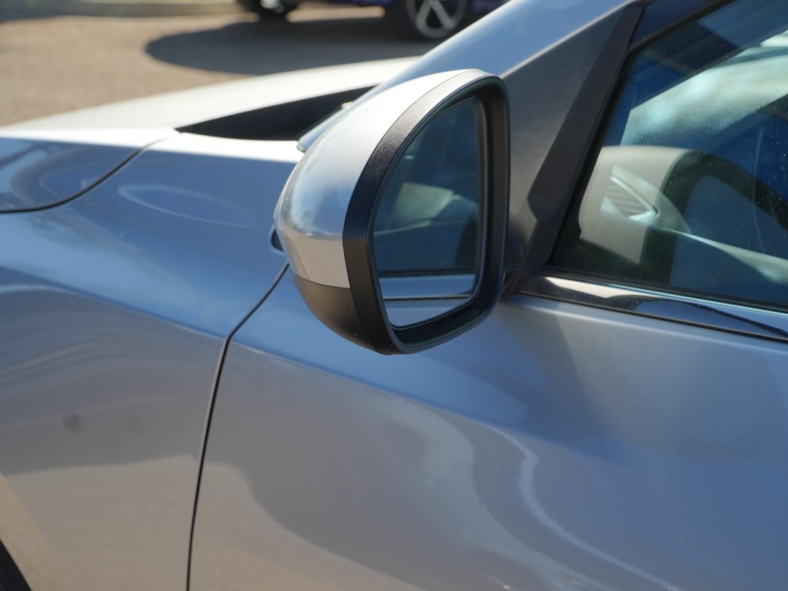 2023 Nissan Sentra SV - Photo 11
