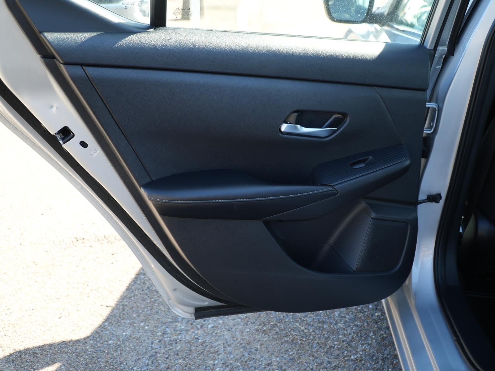 2023 Nissan Sentra SV - Photo 17