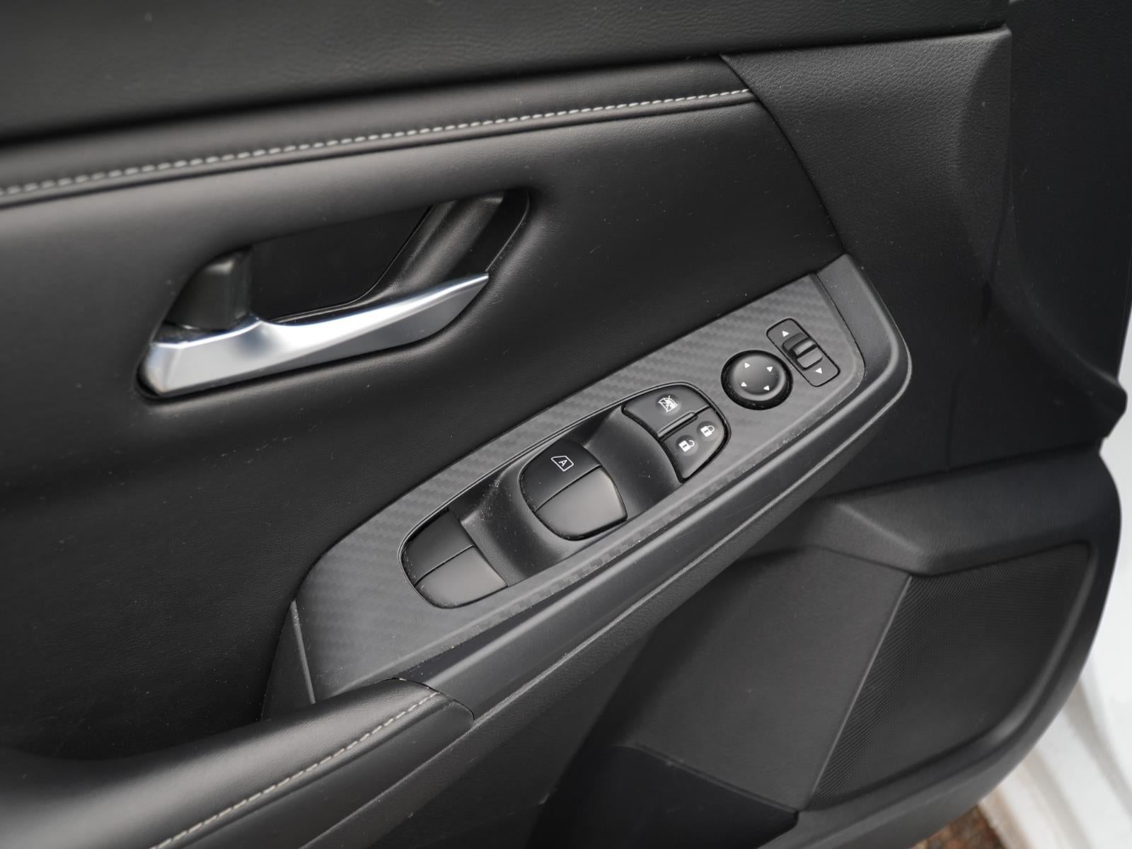 2025 Nissan Sentra SV - Photo 12