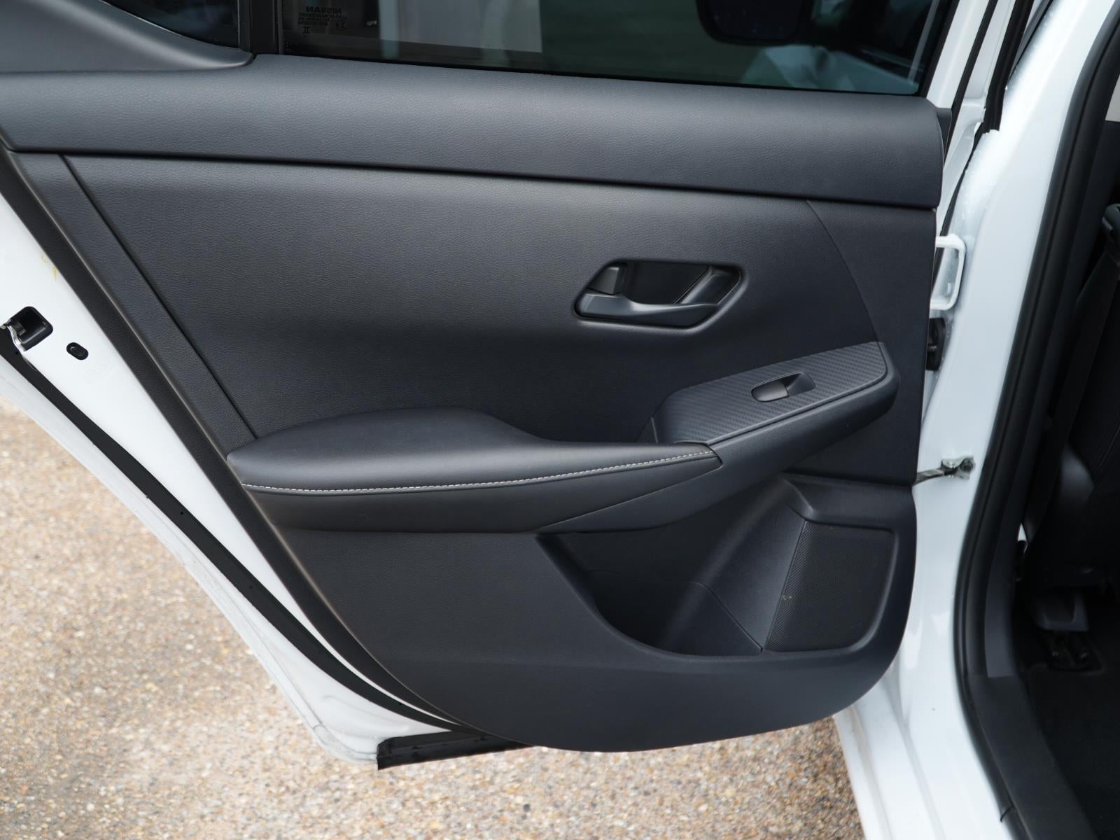 2025 Nissan Sentra SV - Photo 15