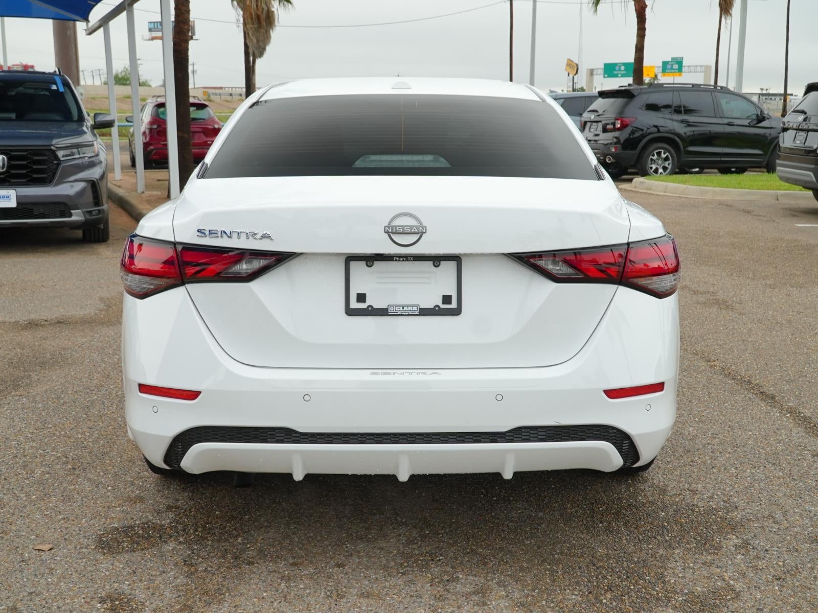 2025 Nissan Sentra SV - Photo 6