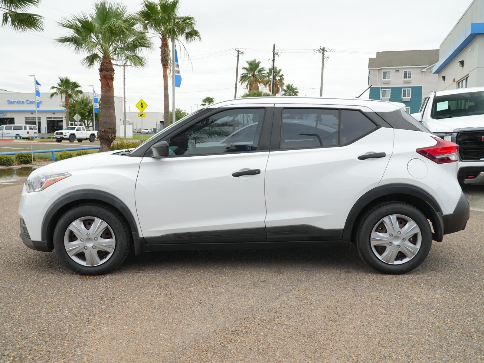 2020 Nissan Kicks S