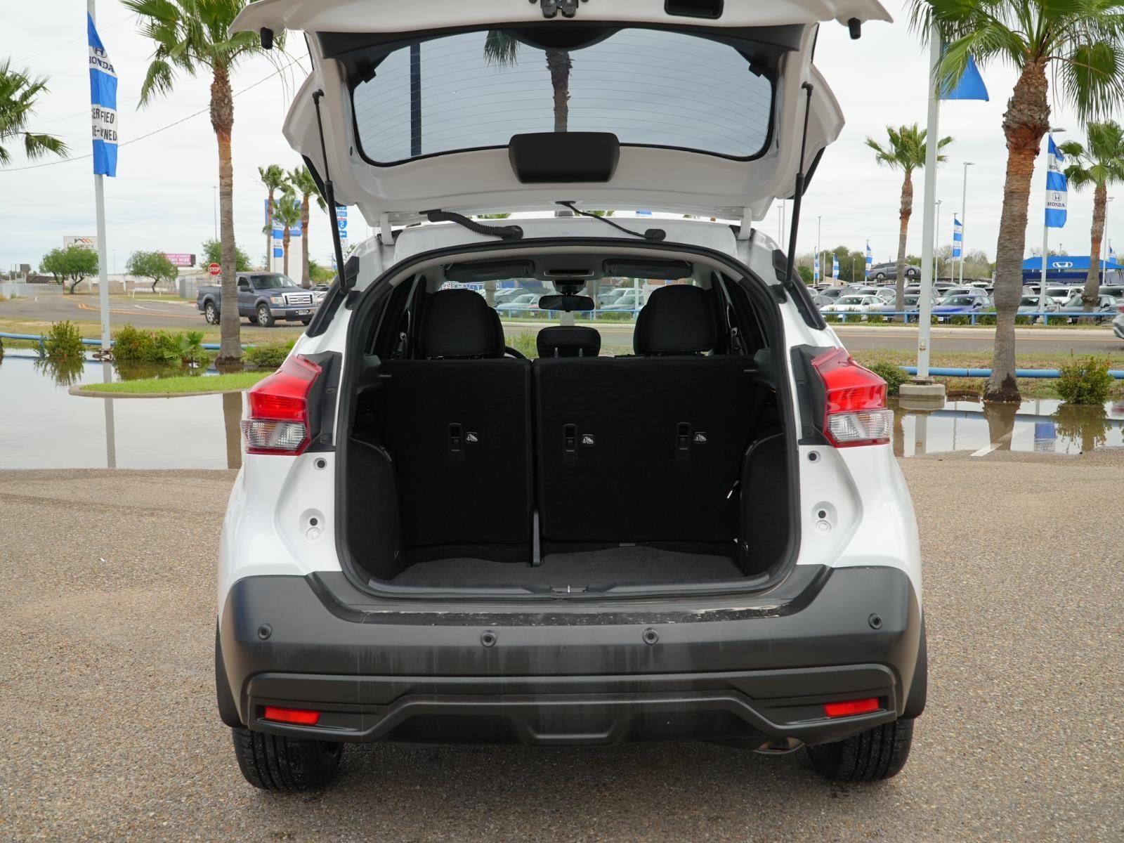 2020 Nissan Kicks S