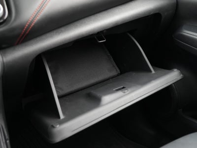 2022 Nissan Kicks SR