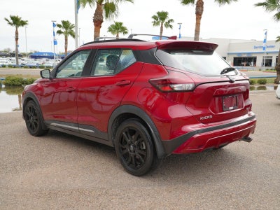2022 Nissan Kicks SR